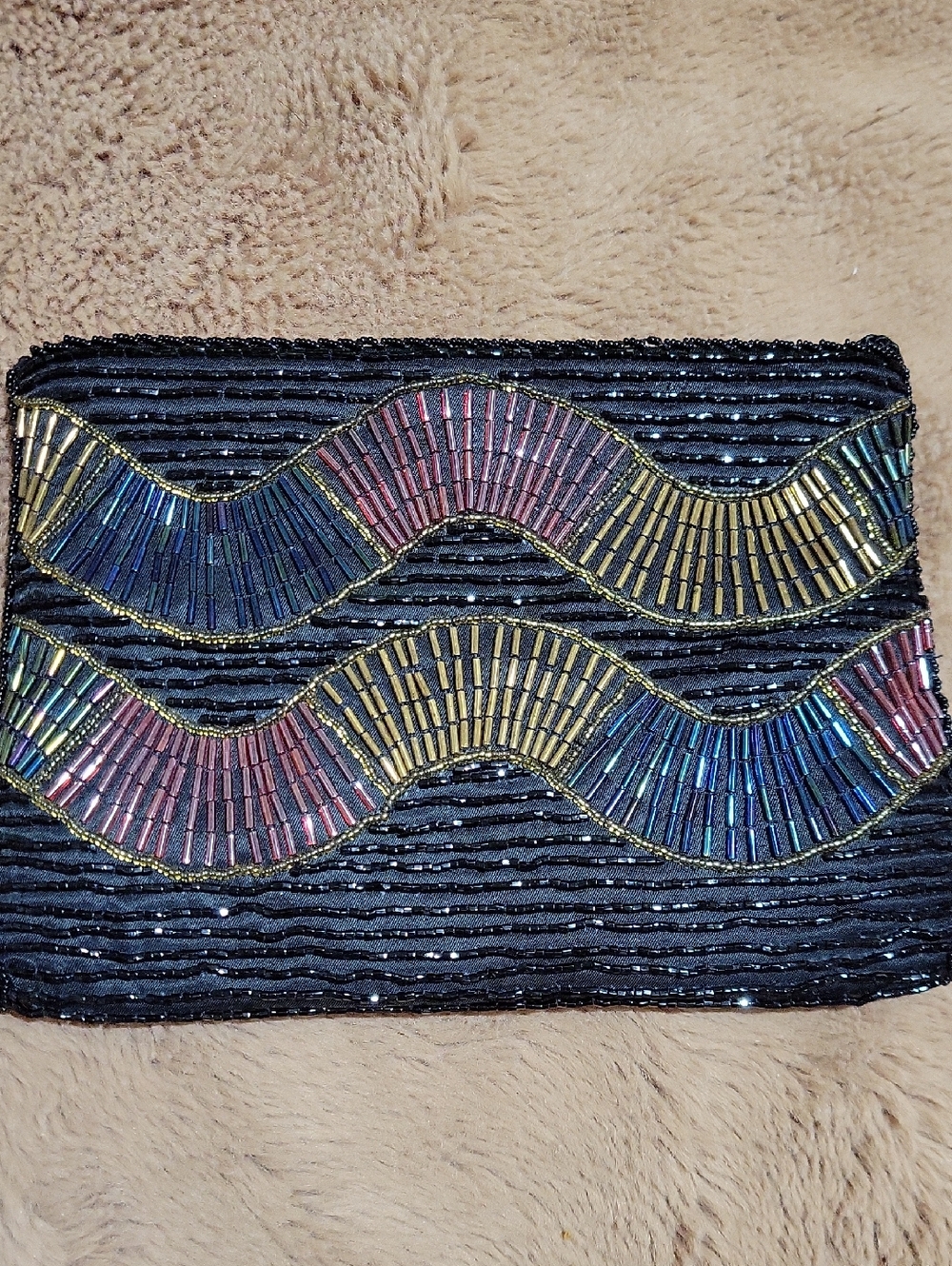 La Regale Beaded Wave Pattern Black Evening Clutch